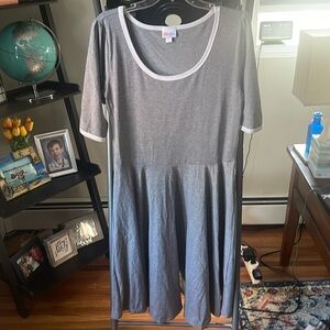 LuLaRoe 2XL Dress - gray/white